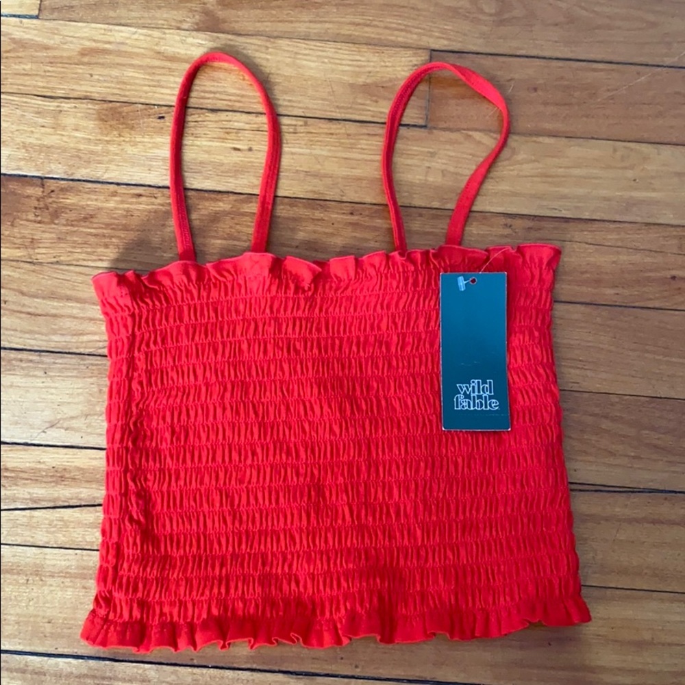 Wild fable red top